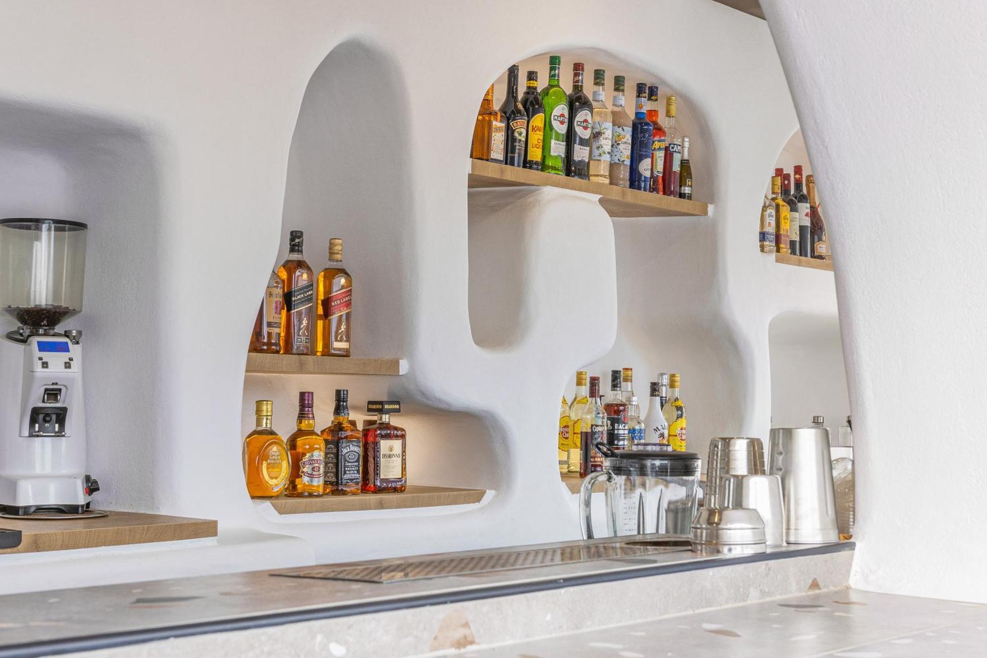 Naxos Cave Apartment